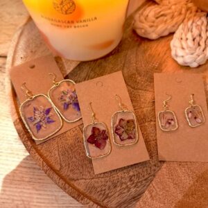 Boucles d'oreilles fleurie-fleurs produit localement
